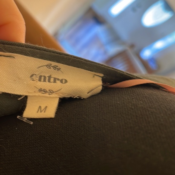 NWT! entro green tiered tie sleeve top. size M - Picture 7 of 7